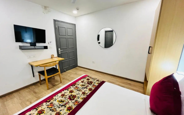 Qotel Hotel La Sarane Preet Vihar