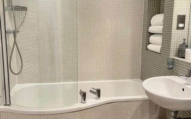 Edinburgh Penthouse 101