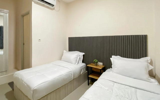 RedDoorz Syariah near RS Awal Bros Panam Pekanbaru