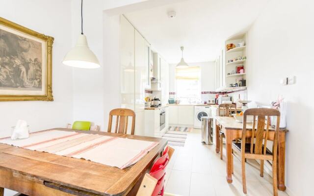 Modern 2 Bedroom Flat in Clerkenwell