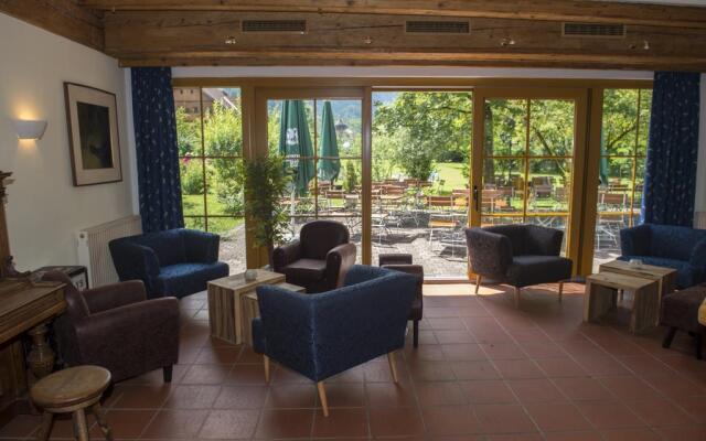 Gutshof Wolfgangsee Resort & Event Hotel