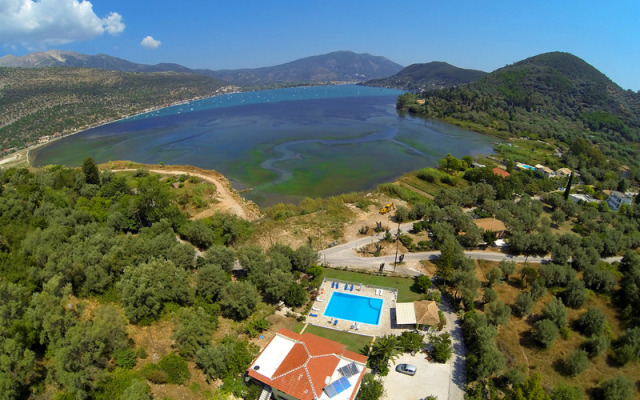 Vliho Bay suites&apartments
