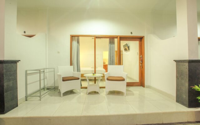 Twin House Batubelig