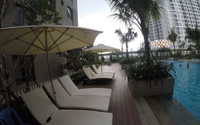 Riverfront Osis Resort Balcony