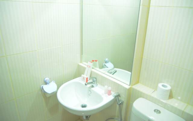 Simply Studio Room @annora Living Apartment Tangerang By Travelio