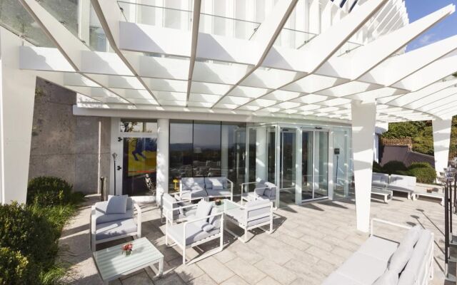 Albavilla Hotel & Co.