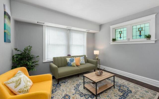 Trendy 1br in Garden District