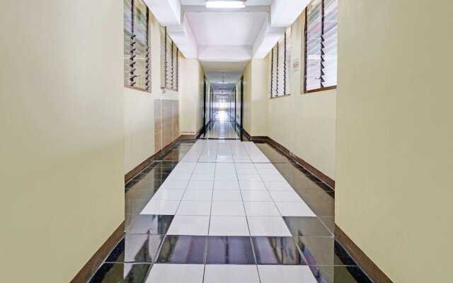 OYO Life 93103 Apartement Gateway Cicadas By Fikri Room