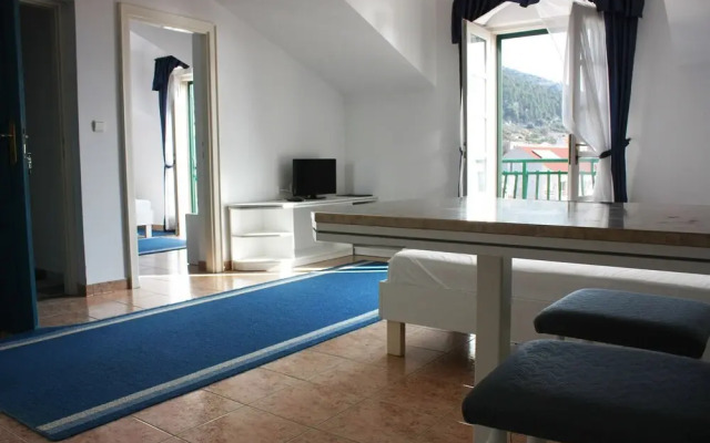 Hotel Ivan