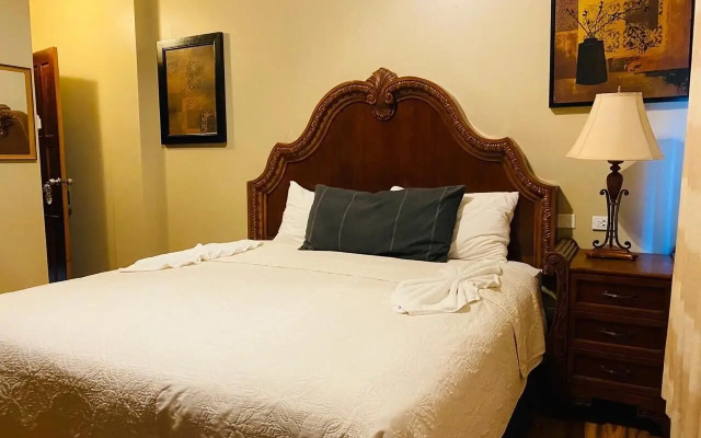 Hotel Royal Blue & Golf Cart Rental