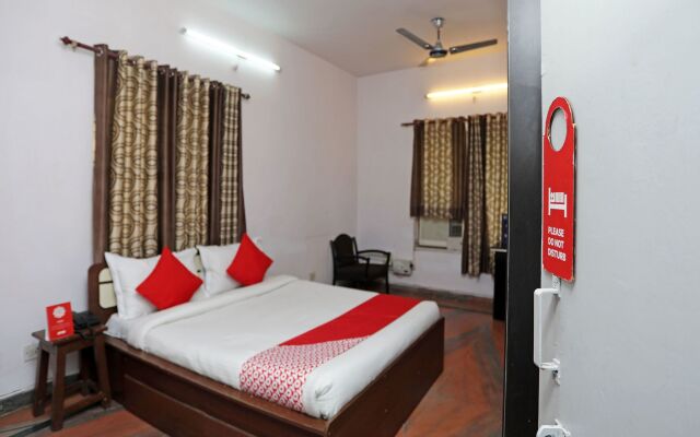 OYO 4229 Rishi Homes Stay