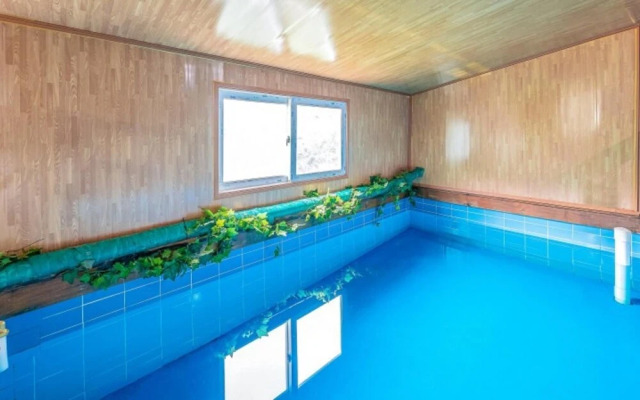 Gyeongju Palace Pool Villa Pension