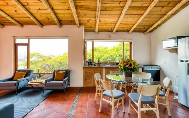 Luxury 3BR Cabin, Lakeview in Valle de Bravo
