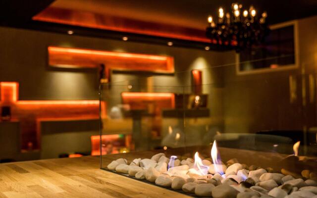 SuperStay Hotel