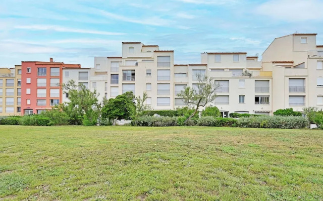 City-centered Comfort in Agde