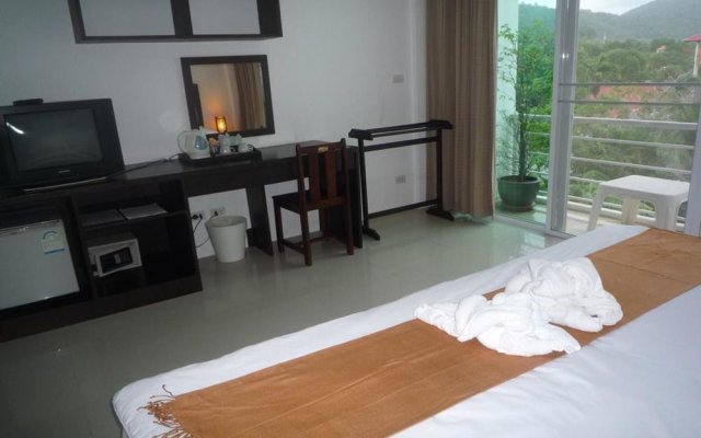 Baan Oui Phuket Guest House