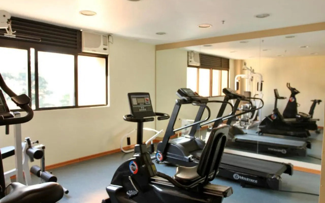 UNU 918 Moema: Wi-Fi, Academia, Camareira, Metrô +