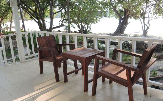 The C Samet Beach Resort