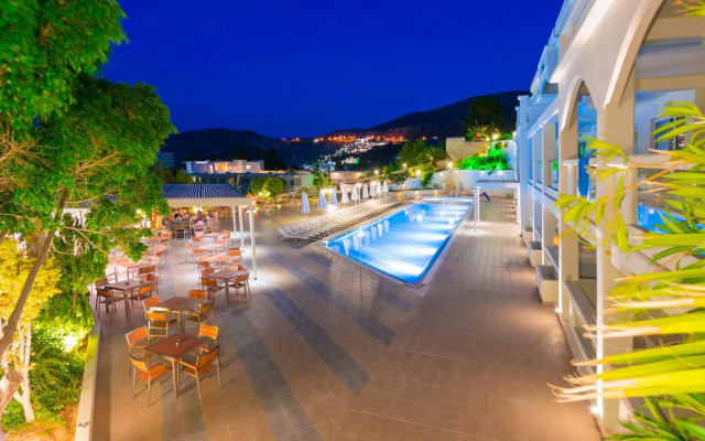 Lindos White Hotel & Suites