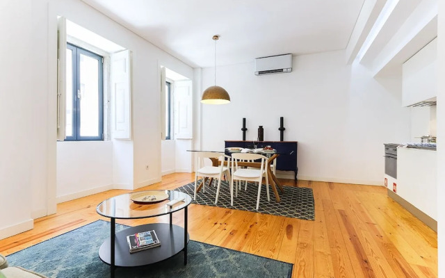 JOIVY Polished 1BR Apt, close by Avenida da Liberdade