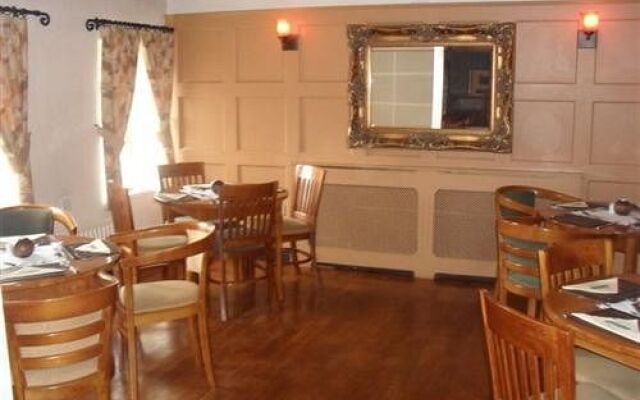The Farmers Arms
