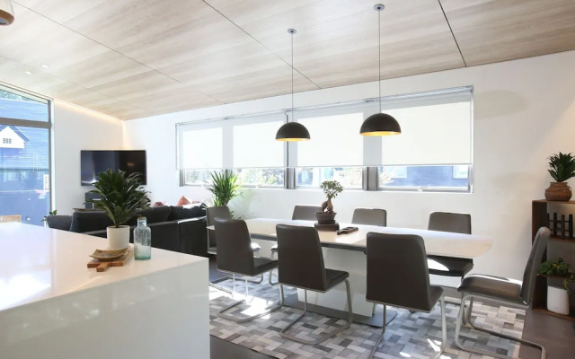 Eminence by The Hakuba Collection