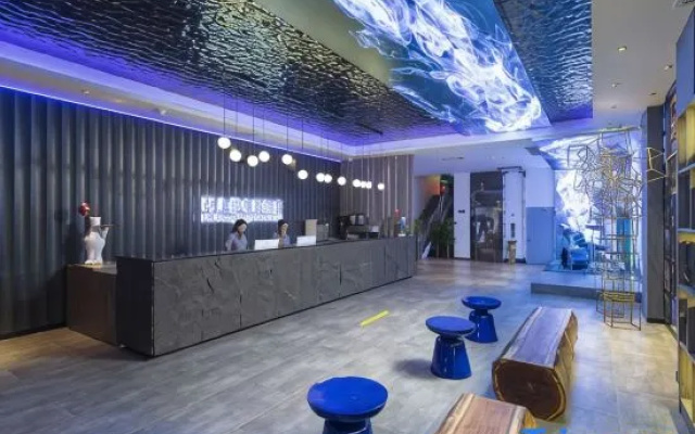 Ma Shangying Movie Hotel