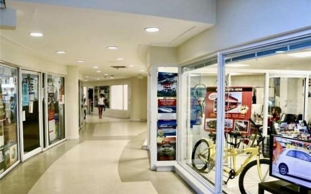 Direct ocean front condo Miami Beach