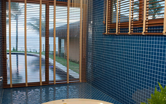 Carmel Charme Resort