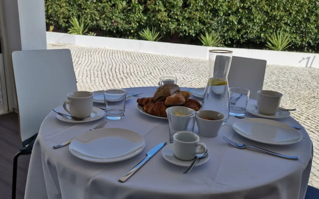 Vogue 23 Boutique Hotel in Cascais