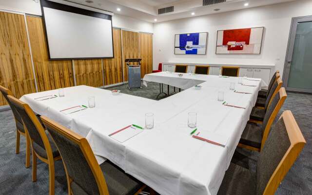 Mantra Charles Hotel Launceston