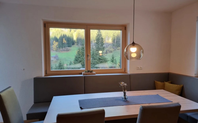 Leo See in See With 3 Bedrooms and 3 Bathrooms