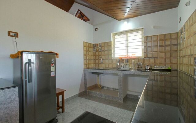 OYO 12040 Home Hill View Stay Near ITI Jn