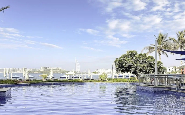 LUX Holiday Home - Al Nabat 1