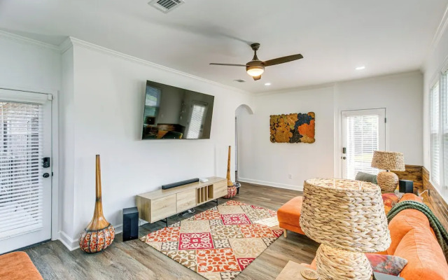 Close to Hospital & Dtwn! Quiet Waycross Home