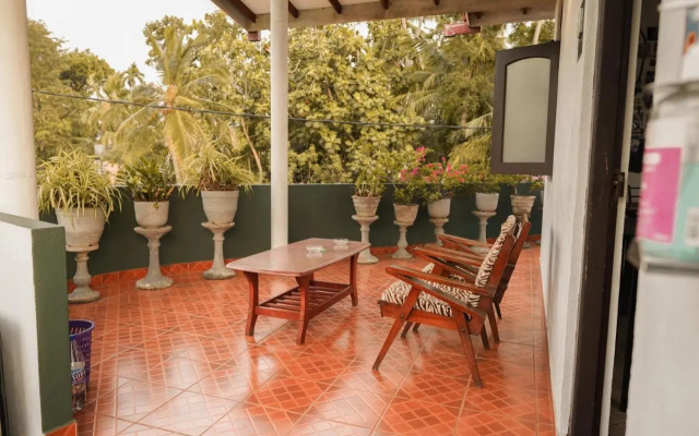 Lilly Palace Villa Guest House