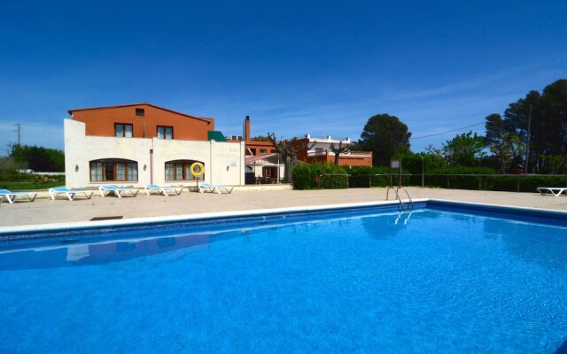 Apartamentos Hostal La Gola