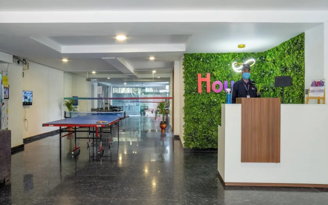 Housr 46 M2K Corp Near Park Hospital