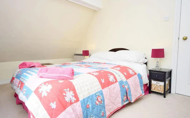 Pepper Pot Cottage