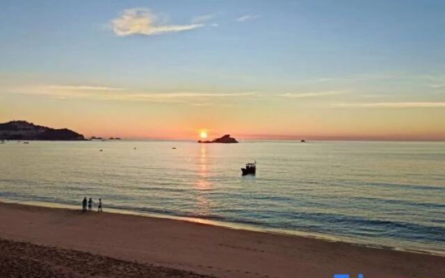 Meizhou Island Seaside Resort Hotel