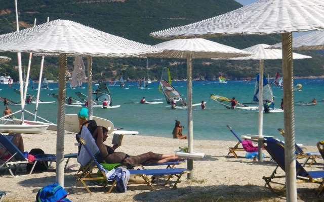 Nefeli Wind Club Apartments