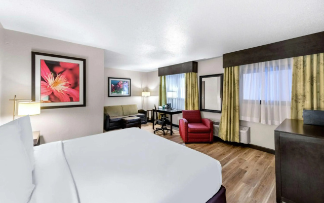 Americas Best Value Inn Marquette