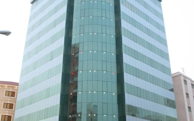 Sara Plaza Apartment Hotel