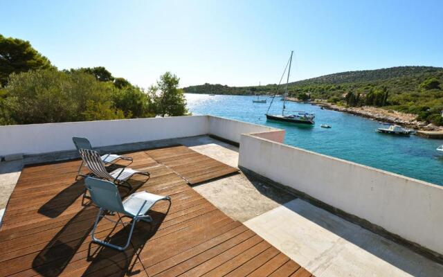 Kornati Robinzon House