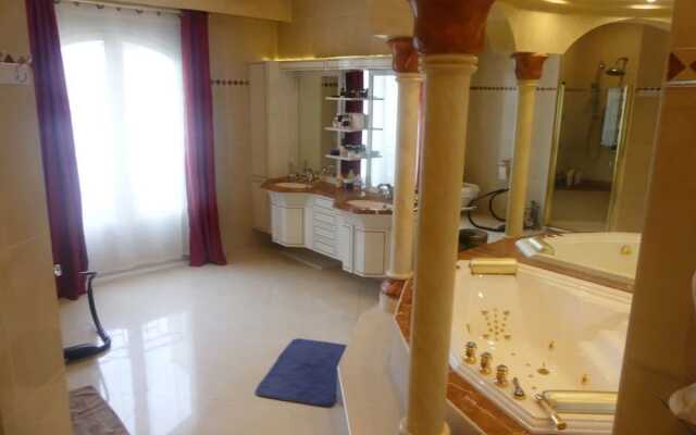 20 Min de Paris - Villa de LUXE