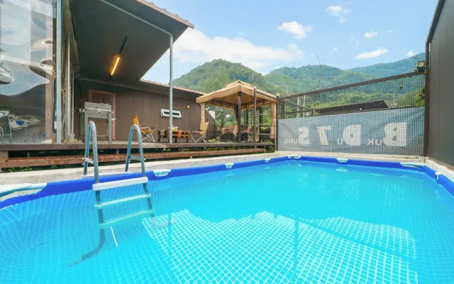 Gapyeong Bd7s Glamping&caravan