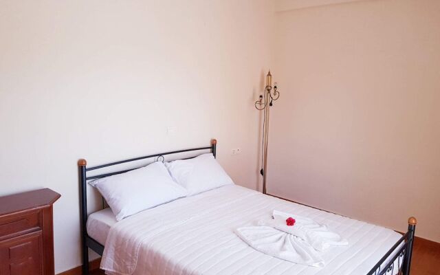 Eftihia's Traditional House