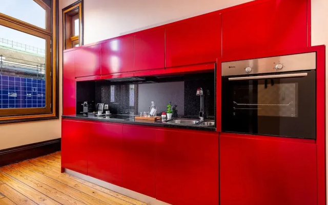 Spacious Modern Apartment in Porto