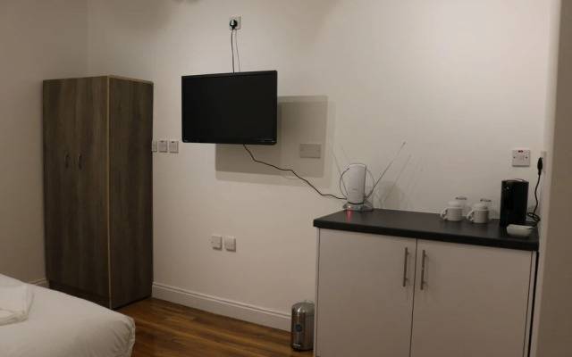 Wentworth Apartments