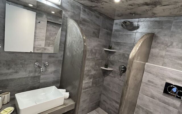 Villa Sertis Santorini